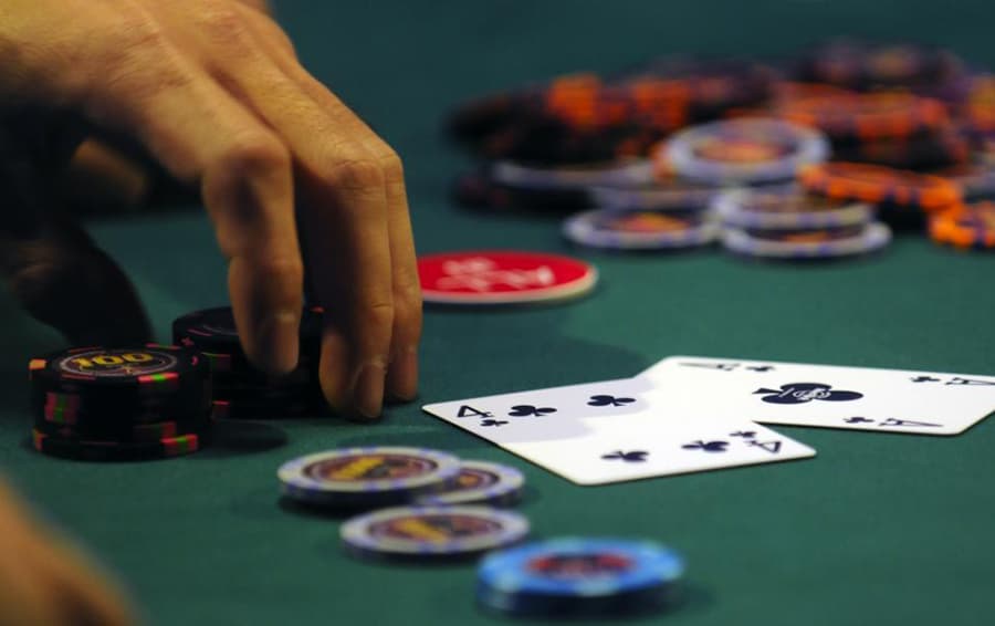 poker online la mot tua game an tuong va chuyen nghiep - hinh 2