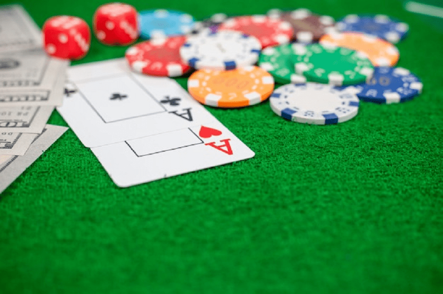 Chia sẻ những cách chơi Poker thắng ngay đối thủ cùng bàn