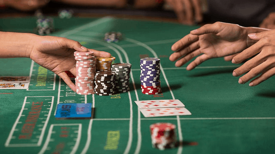 Những giới hạn nào cần được đưa ra khi chơi Baccarat?