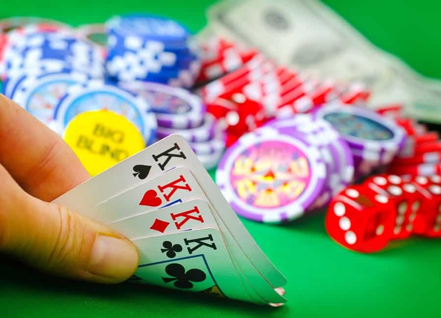 Đánh Blackjack bằng chiến thuật tâm lý và đặt cược