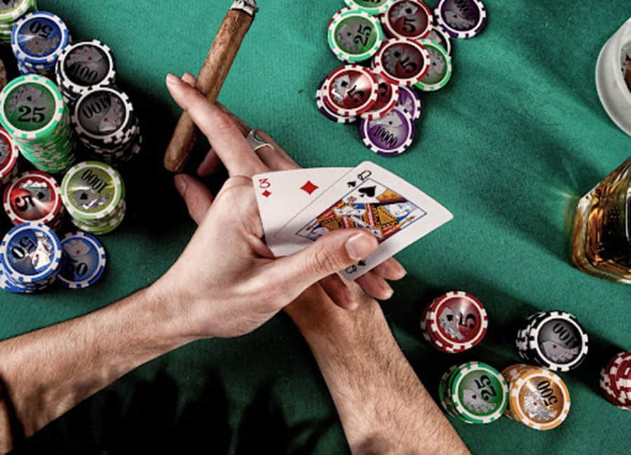 Mẹo cơ bản để chiến thắng Poker online