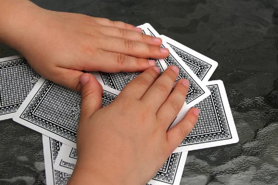 Chiến lược chơi Blackjack thu về hiệu quả lớn thắng mọi đối thủ